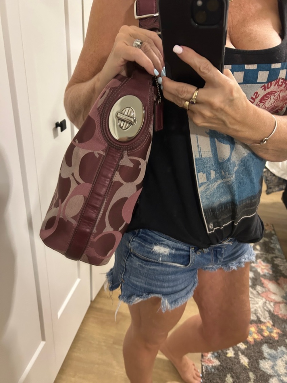 2010 COACH Penelope Optic Signature Hobo Bag - Picture 4 of 16